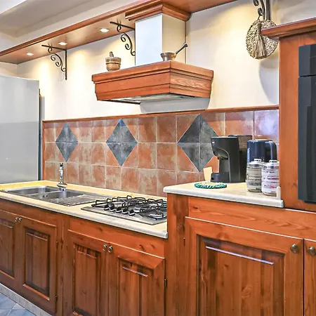 Appartamento Awesome In With Wifi